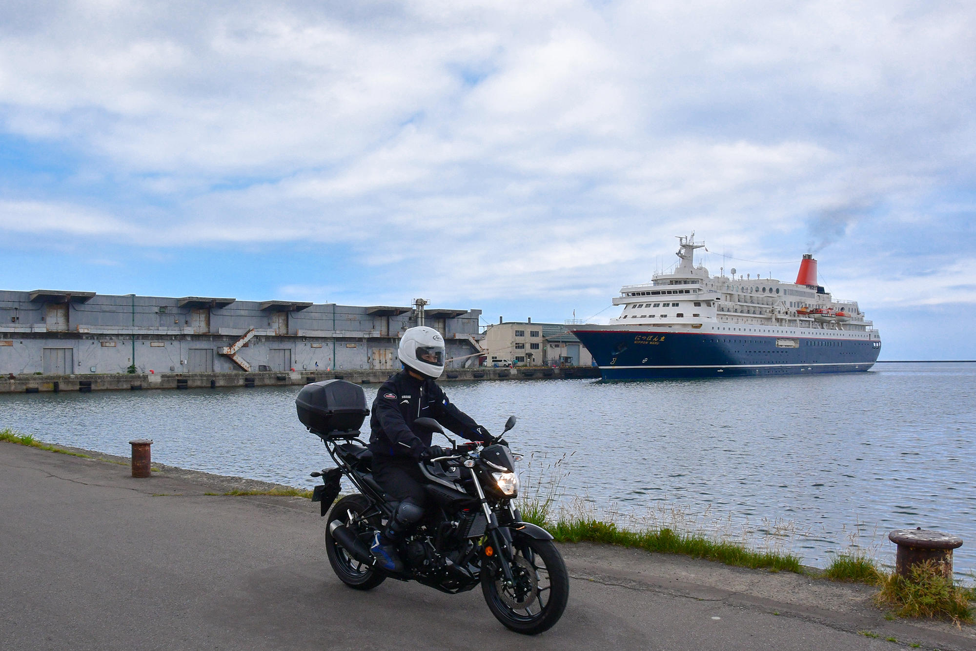 小樽港縦貫線に出るため右折したら、港が近かったのでちょっと寄り道。