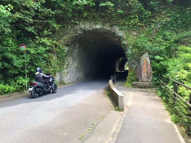 お次は「青の洞門」、日本で最初の有料道路と言われています（2021年7月現在は無料）