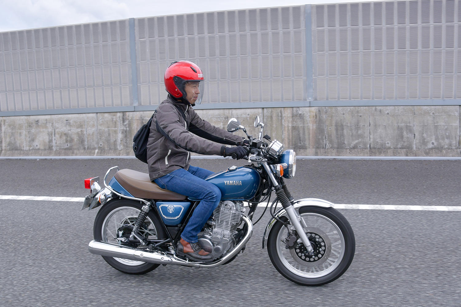 高回転域での吹け上がりがスムーズだなぁなんて思っているうちに