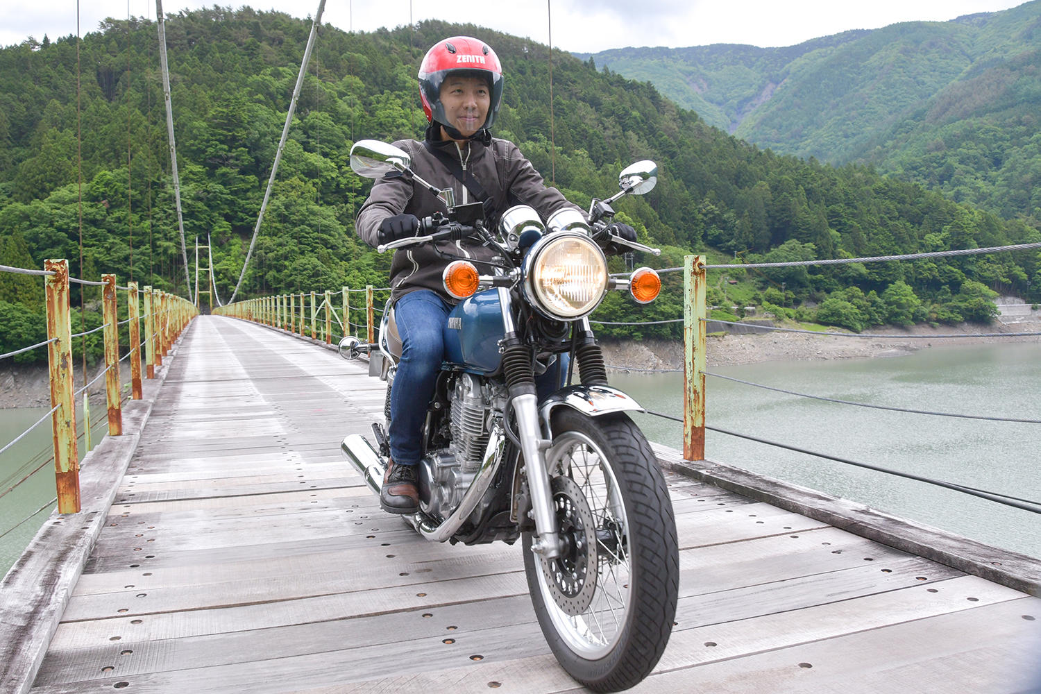 総重量2tまでの車両の走行が可能です。