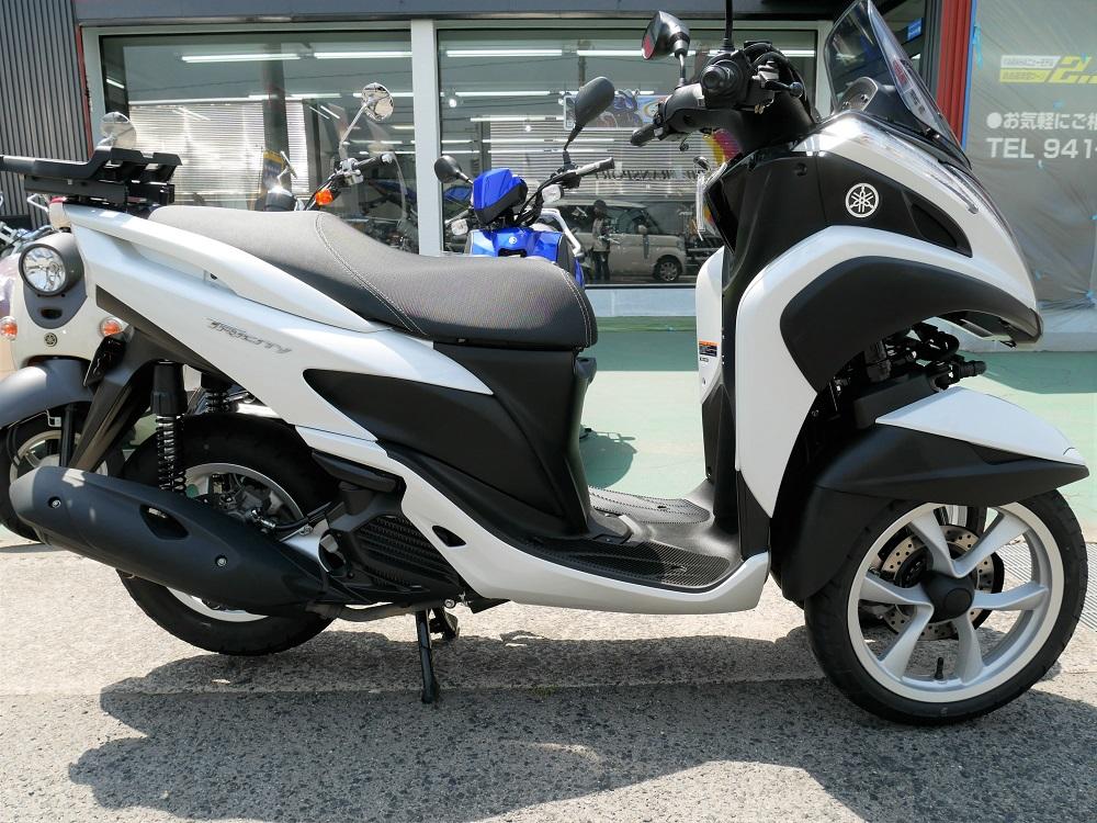 バイクのチェックを済ませます。今回の私の相方はトリシティ125です！
