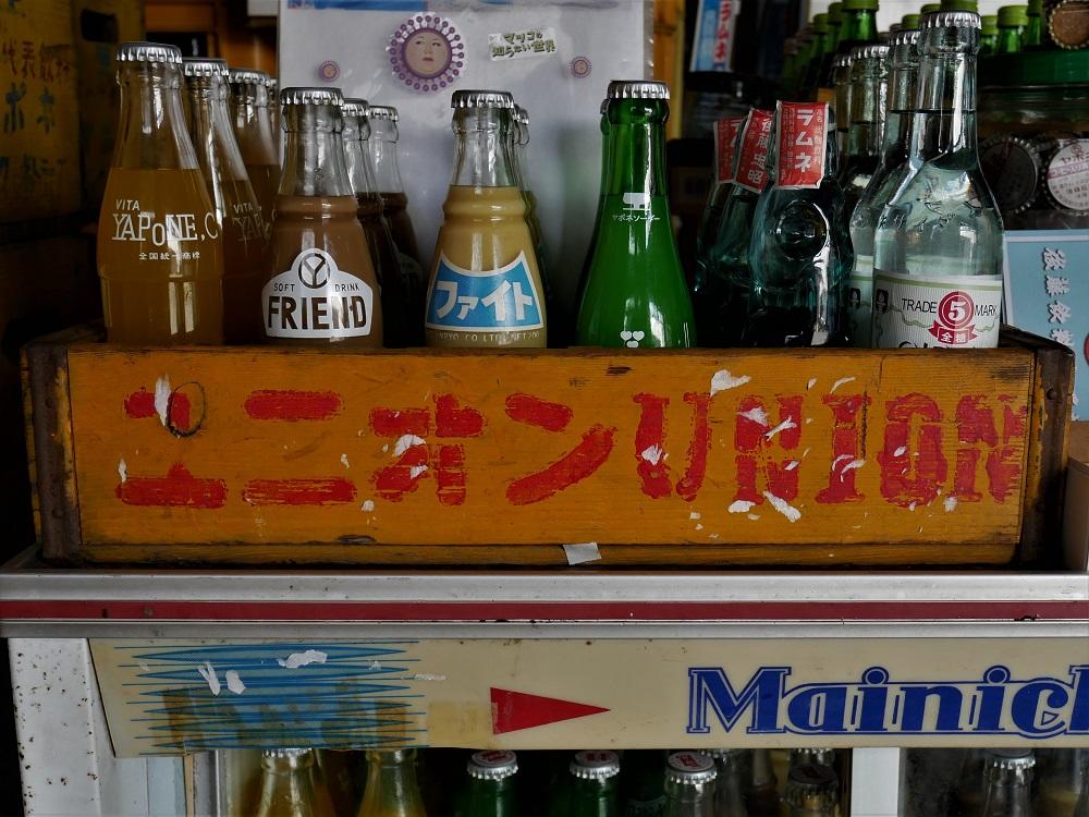昔ながらのサイダー屋さん。全部で６種類ある中から私が選んだのは、定番のサイダー！