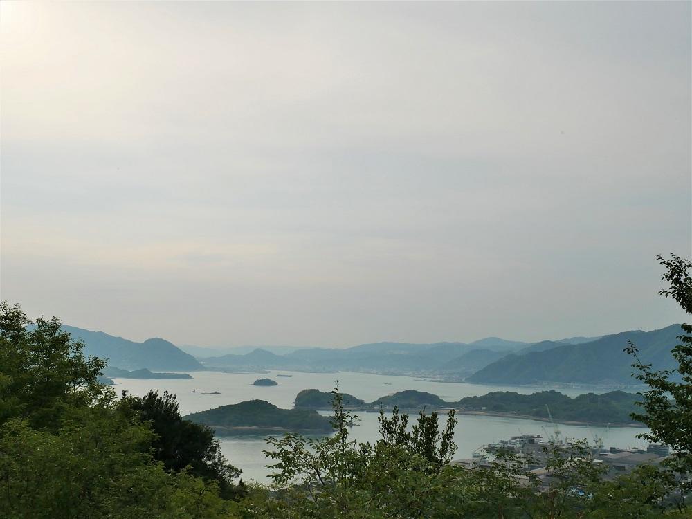 時間の関係で上まで登れませんでしたがここから見る景色でも十分な絶景でした！