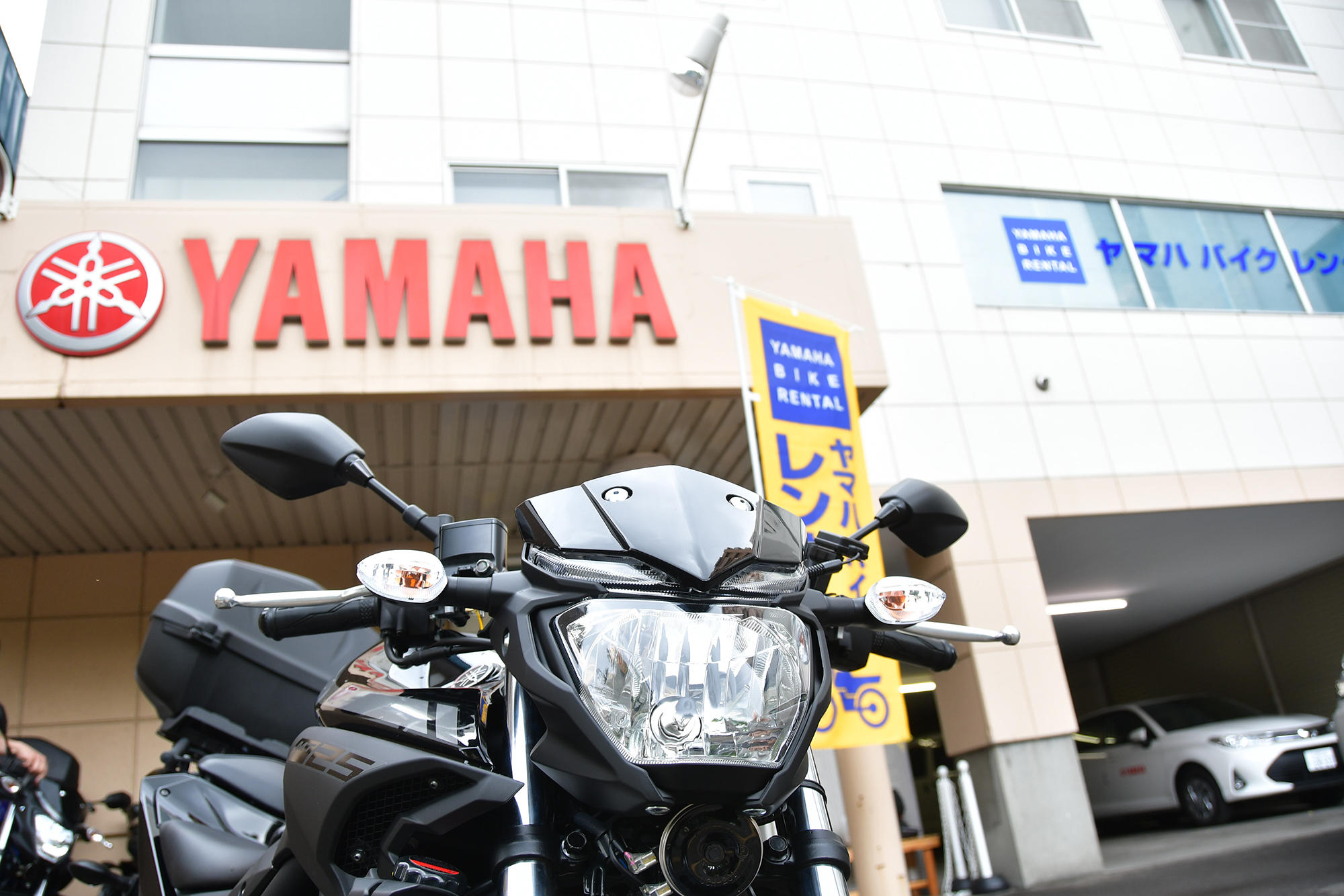 慣れない道を行くので、扱いやすい車両がいいなと、今回「MT-25」を8時間レンタル（10,300円・税込）。