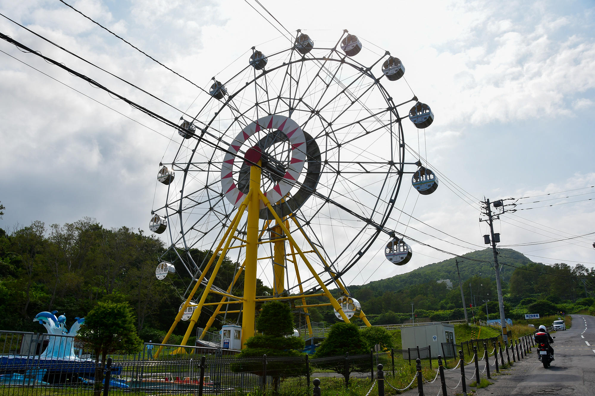 おたる水族館と祝津マリンランドの間を抜けると