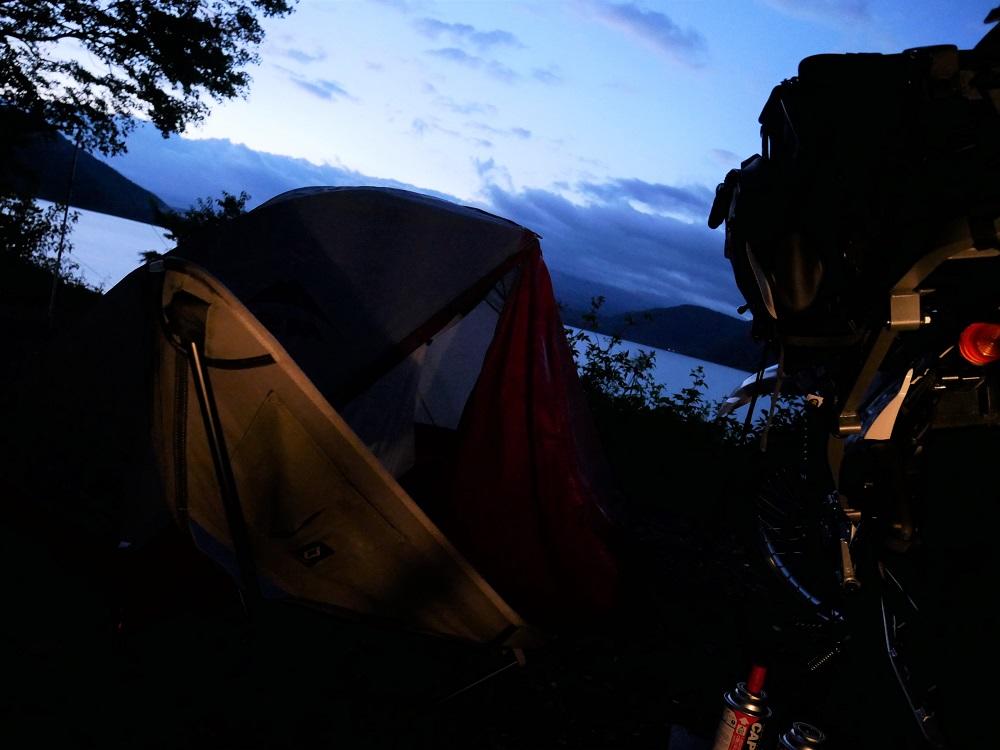 そして朝、5時30分。日の出が5時45分だったので、身支度するために少し早く起きました。