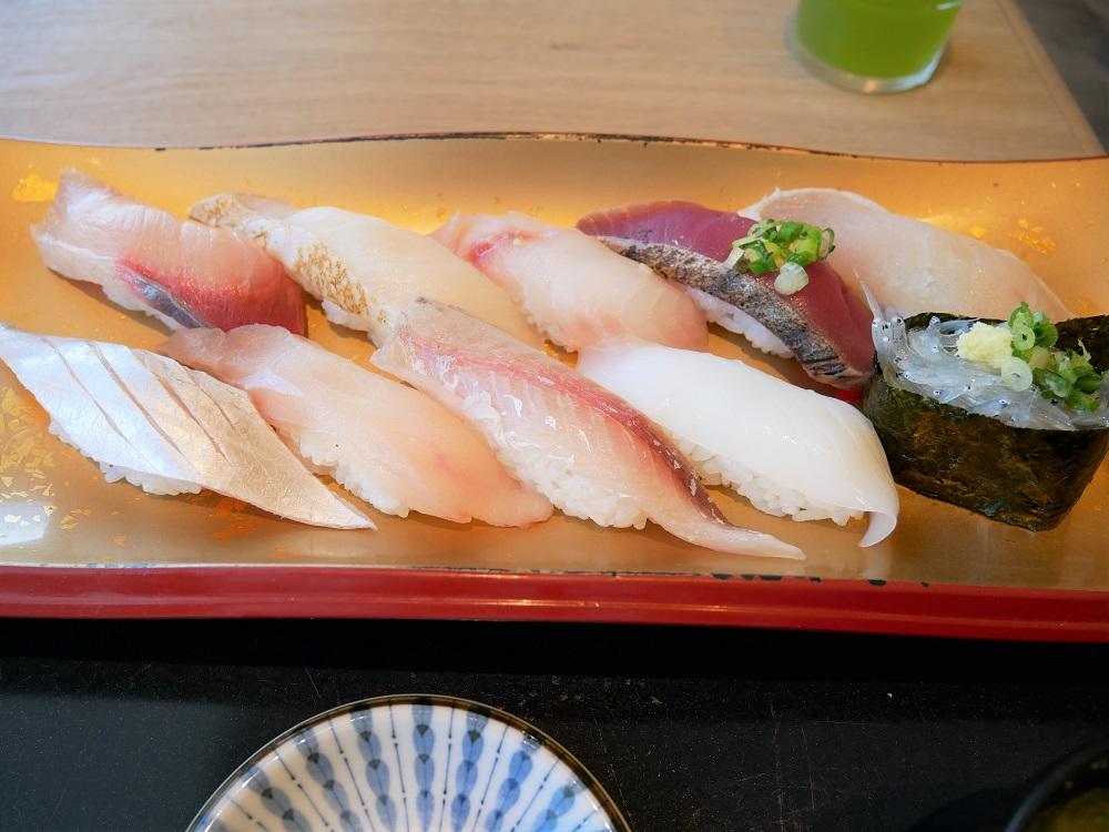 せっかく伊豆へきたので、海鮮がいいですよね。