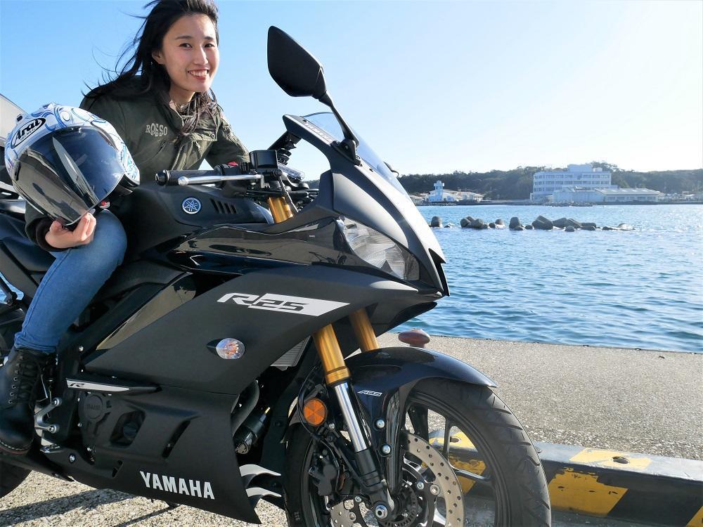 今回レンタルしました、YZF-R25