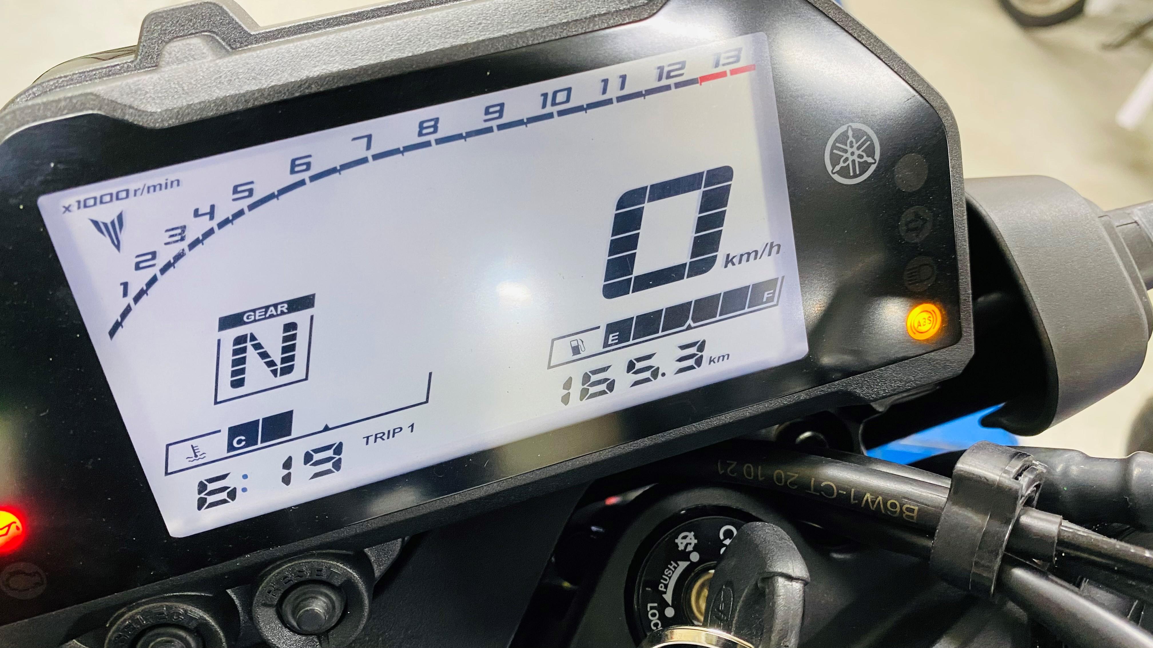 8時間の利用で走行距離は約160km。貸出し時にはガソリン満タンですので、ツーリング途中で給油の心配はありませんでした。