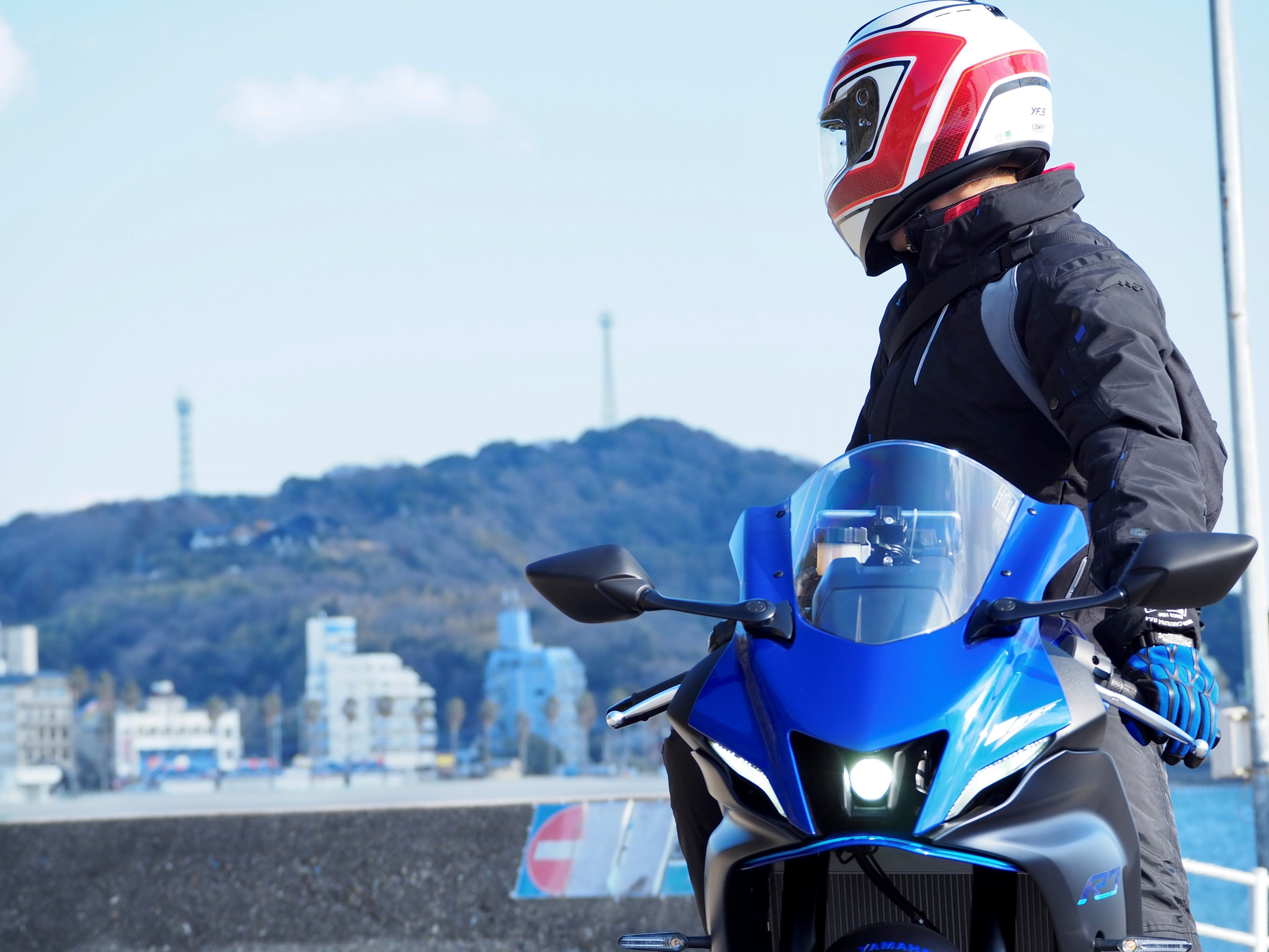 少しバイクを停めて景色を堪能します。