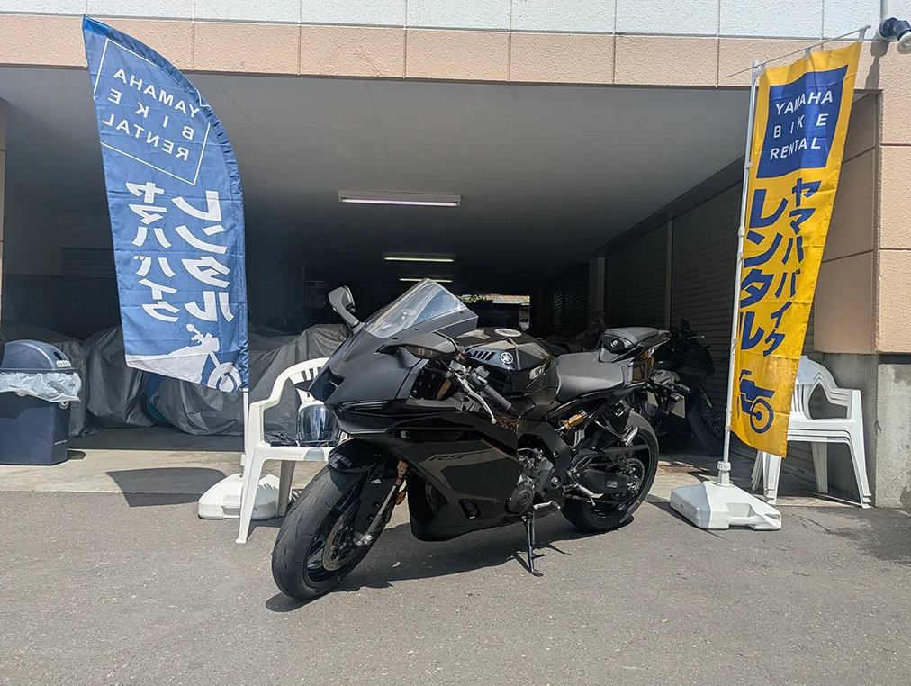 ヤマハ バイクレンタル札幌の店頭とYZF-R9