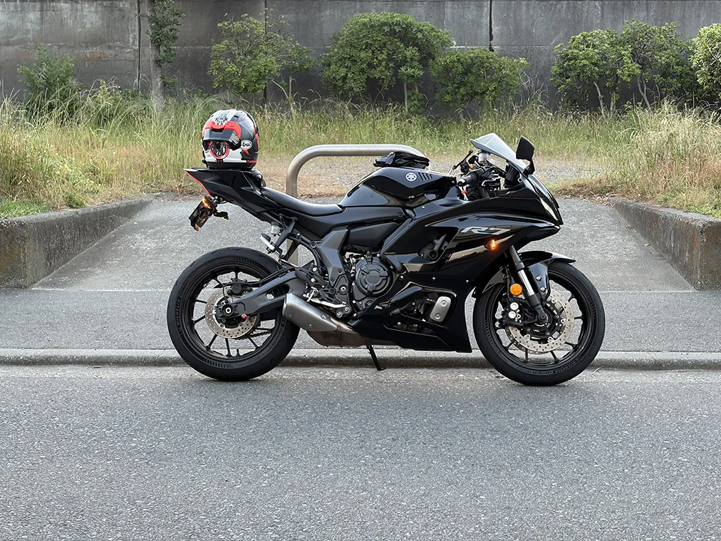 走行中のMT-09 Y-AMT